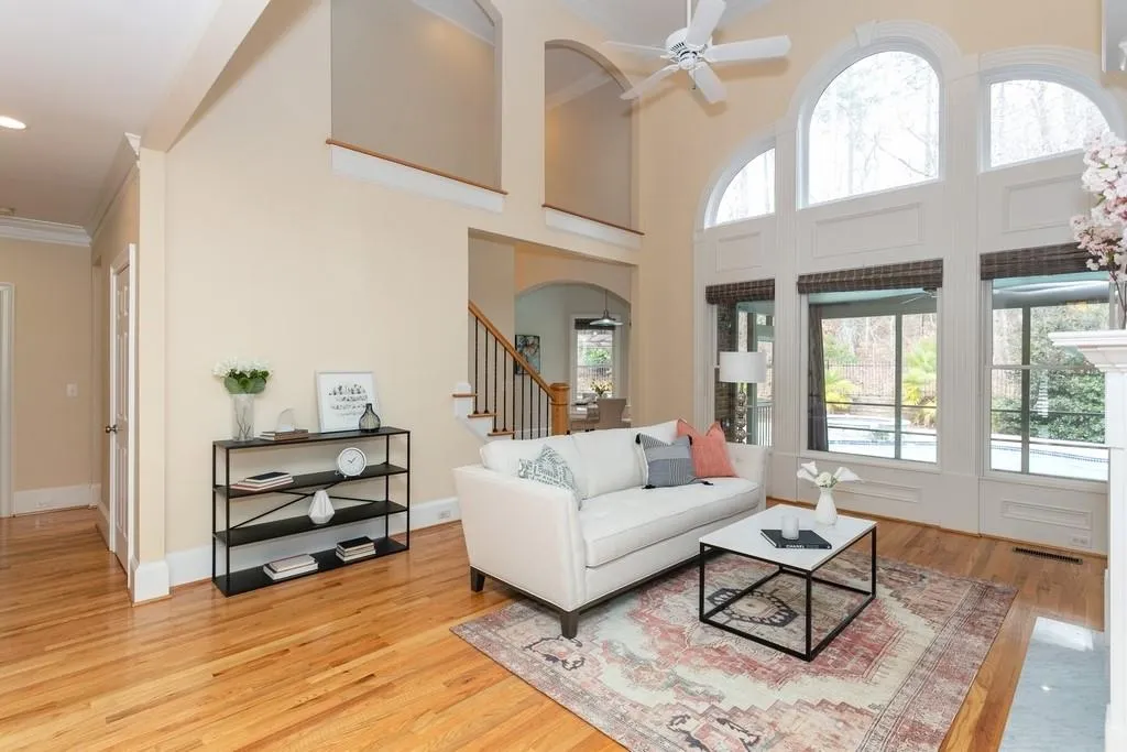 8340 Hewlett Road, Sandy Springs, Georgia 30350, 5 Bedrooms Bedrooms, ,4 BathroomsBathrooms,Residential,Sold,8340 Hewlett Road,6679944