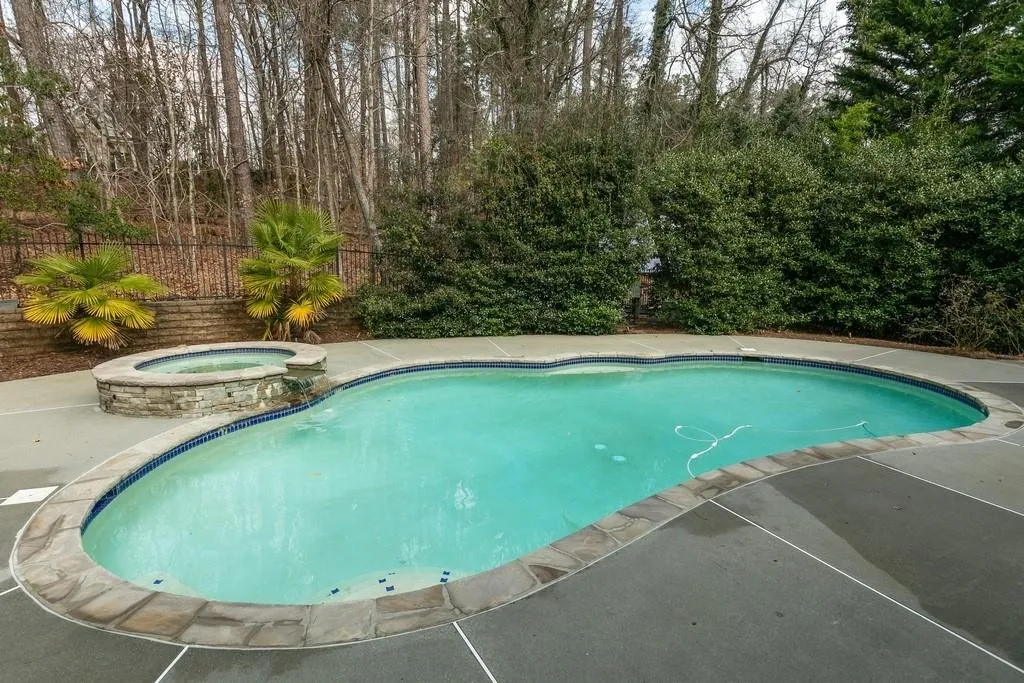 8340 Hewlett Road, Sandy Springs, Georgia 30350, 5 Bedrooms Bedrooms, ,4 BathroomsBathrooms,Residential,Sold,8340 Hewlett Road,6679944