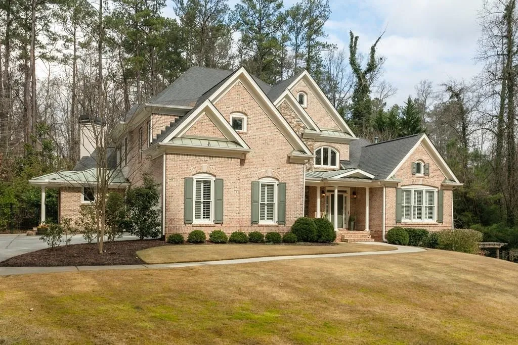8340 Hewlett Road, Sandy Springs, Georgia 30350, 5 Bedrooms Bedrooms, ,4 BathroomsBathrooms,Residential,Sold,8340 Hewlett Road,6679944