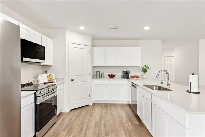 91 Rainbow Lane, Hartwell, Georgia 30643