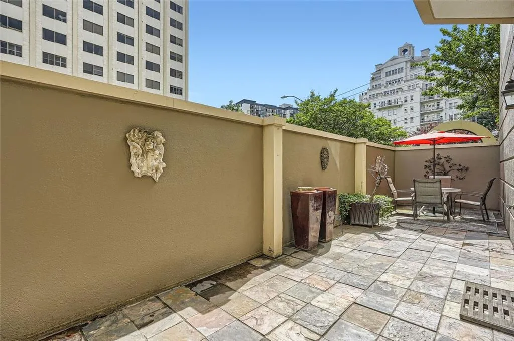 2499 Peachtree Road Ne Unit 108, Atlanta, Georgia 30305, 2 Bedrooms Bedrooms, ,2 BathroomsBathrooms,Residential,For Sale,2499 Peachtree Road Ne Unit 108,7579562