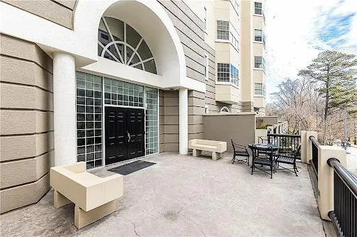 2499 Peachtree Road Ne Unit 108, Atlanta, Georgia 30305, 2 Bedrooms Bedrooms, ,2 BathroomsBathrooms,Residential,For Sale,2499 Peachtree Road Ne Unit 108,7579562