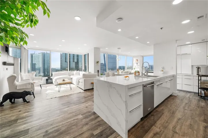 3338 Peachtree Road Unit 2207, Atlanta, Georgia 30326