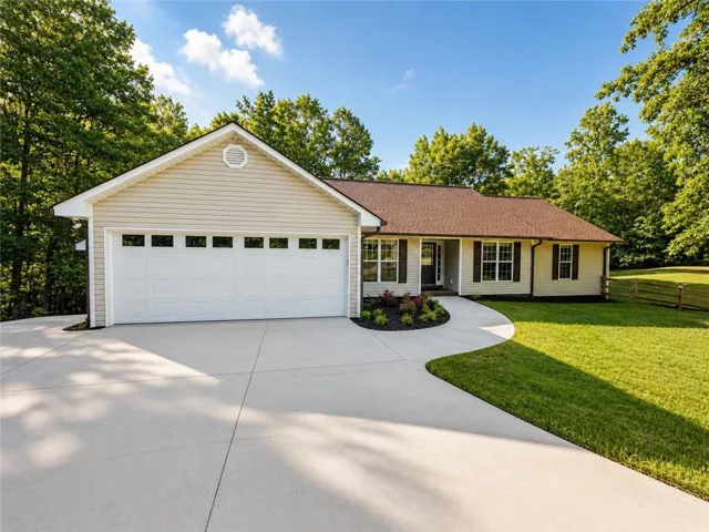 200 Heard Road, Canton, Georgia 30114