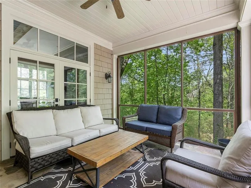 920 Starlight Drive, Sandy Springs, Georgia 30342, 5 Bedrooms Bedrooms, ,4 BathroomsBathrooms,Residential,Sold,920 Starlight Drive,7053119