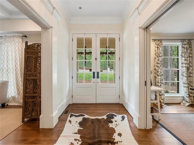 920 Starlight Drive, Sandy Springs, Georgia 30342, 5 Bedrooms Bedrooms, ,4 BathroomsBathrooms,Residential,Sold,920 Starlight Drive,7053119