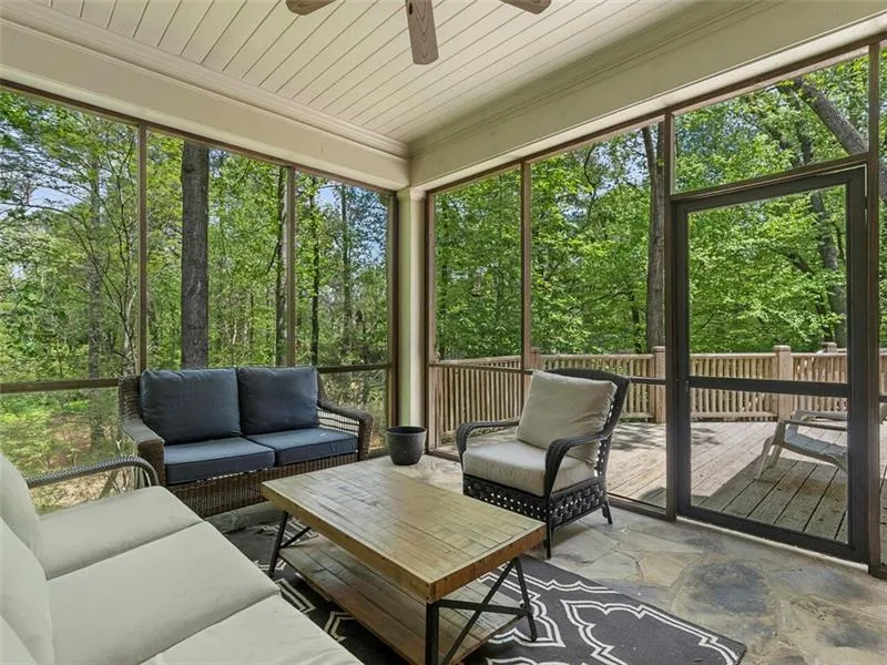 920 Starlight Drive, Sandy Springs, Georgia 30342, 5 Bedrooms Bedrooms, ,4 BathroomsBathrooms,Residential,Sold,920 Starlight Drive,7053119