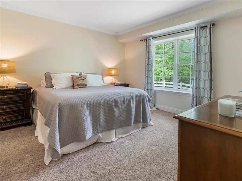 920 Starlight Drive, Sandy Springs, Georgia 30342, 5 Bedrooms Bedrooms, ,4 BathroomsBathrooms,Residential,Sold,920 Starlight Drive,7053119