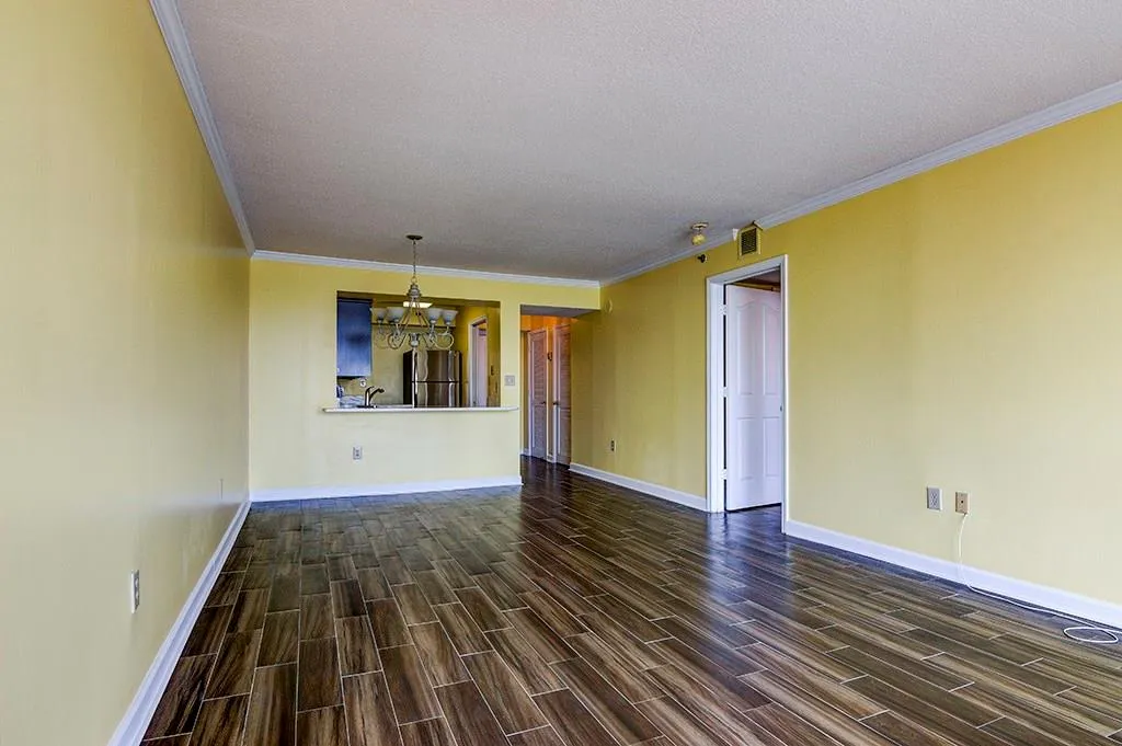 2870 Pharr Court S Unit 2002, Atlanta, Georgia 30305, 1 Bedroom Bedrooms, ,1 BathroomBathrooms,Residential,Sold,2870 Pharr Court S Unit 2002,5896740