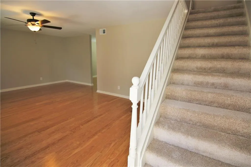 1302 Brighton Point Unit 1302, Sandy Springs, Georgia 30328, 3 Bedrooms Bedrooms, ,2 BathroomsBathrooms,Residential,Sold,1302 Brighton Point Unit 1302,5772744