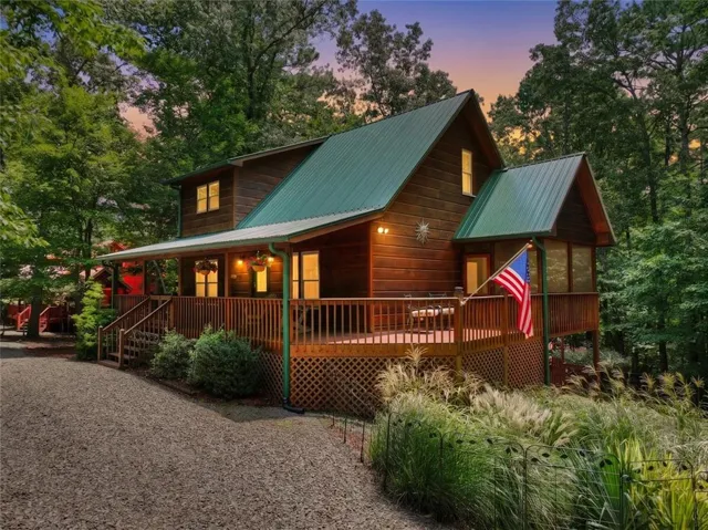 612 Medina Court, Ellijay, Georgia 30540