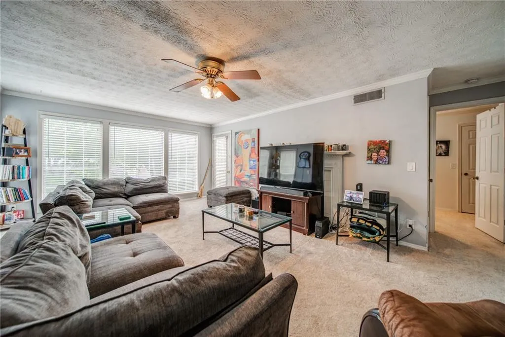 304 Gettysburg Place, Sandy Springs, Georgia 30350, 2 Bedrooms Bedrooms, ,2 BathroomsBathrooms,Residential,Sold,304 Gettysburg Place,7112761