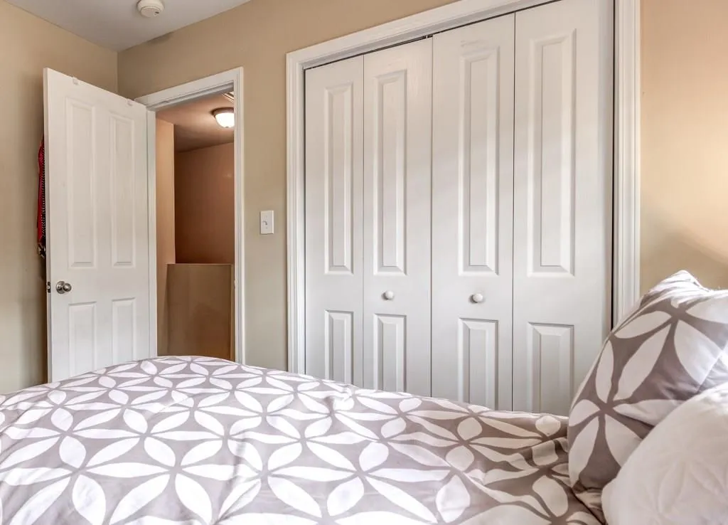 6940 Roswell Road Unit 1d, Atlanta, Georgia 30328, 2 Bedrooms Bedrooms, ,1 BathroomBathrooms,Residential,Sold,6940 Roswell Road Unit 1d,5560042