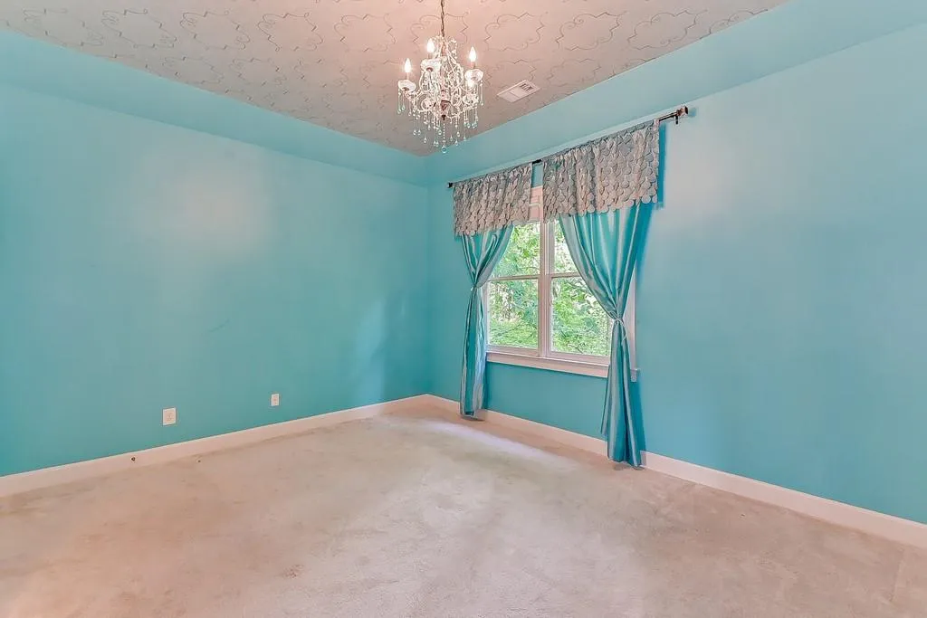 710 Trowgate Court, Sandy Springs, Georgia 30350, 5 Bedrooms Bedrooms, ,4 BathroomsBathrooms,Residential,Sold,710 Trowgate Court,6515042