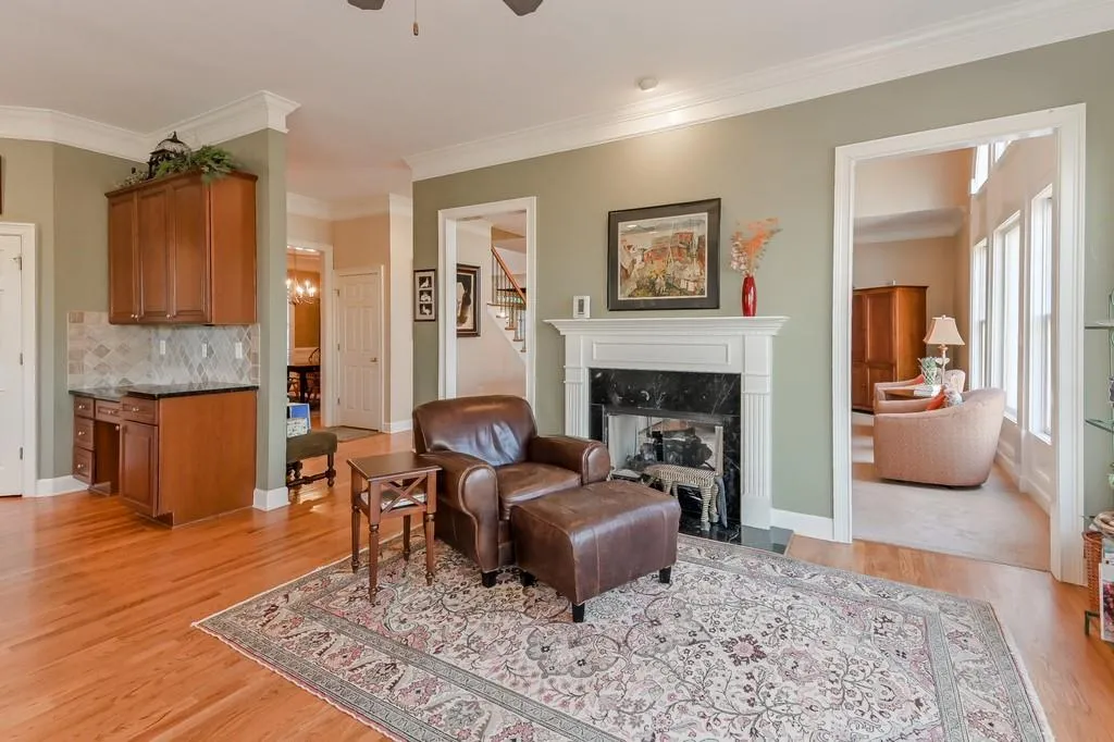 710 Trowgate Court, Sandy Springs, Georgia 30350, 5 Bedrooms Bedrooms, ,4 BathroomsBathrooms,Residential,Sold,710 Trowgate Court,6515042