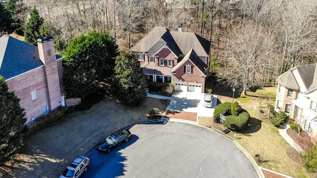 710 Trowgate Court, Sandy Springs, Georgia 30350, 5 Bedrooms Bedrooms, ,4 BathroomsBathrooms,Residential,Sold,710 Trowgate Court,6515042