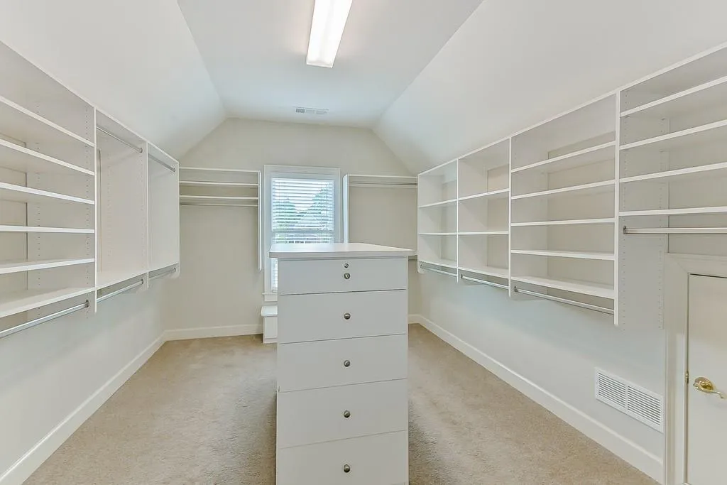 710 Trowgate Court, Sandy Springs, Georgia 30350, 5 Bedrooms Bedrooms, ,4 BathroomsBathrooms,Residential,Sold,710 Trowgate Court,6515042