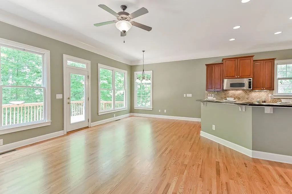 710 Trowgate Court, Sandy Springs, Georgia 30350, 5 Bedrooms Bedrooms, ,4 BathroomsBathrooms,Residential,Sold,710 Trowgate Court,6515042