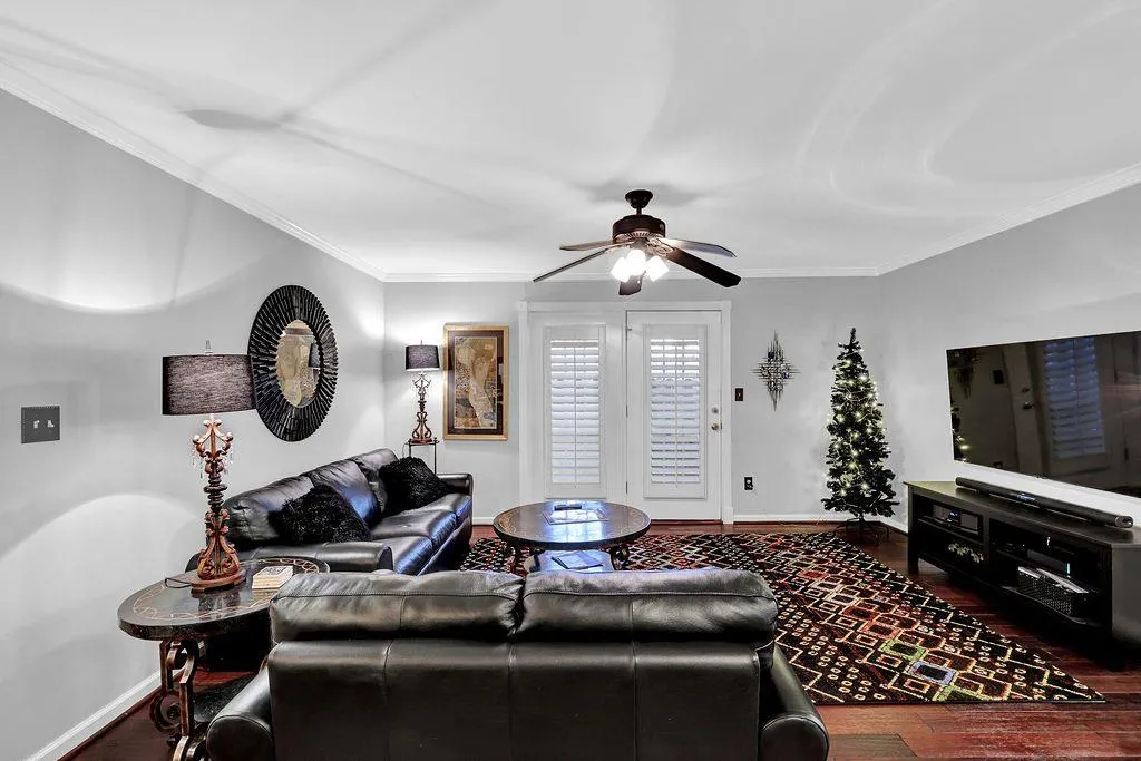 501 Brighton Point Unit 501, Atlanta, Georgia 30328, 3 Bedrooms Bedrooms, ,2 BathroomsBathrooms,Residential,Sold,501 Brighton Point Unit 501,6974758