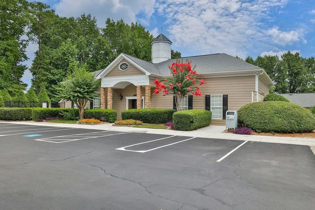 501 Brighton Point Unit 501, Atlanta, Georgia 30328, 3 Bedrooms Bedrooms, ,2 BathroomsBathrooms,Residential,Sold,501 Brighton Point Unit 501,6974758