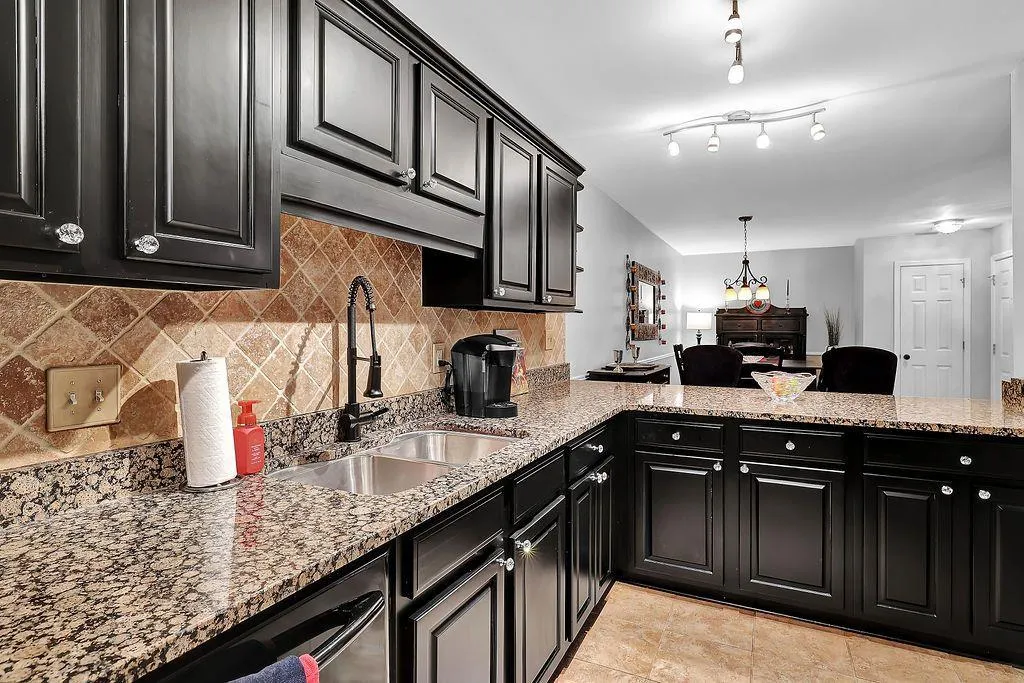501 Brighton Point Unit 501, Atlanta, Georgia 30328, 3 Bedrooms Bedrooms, ,2 BathroomsBathrooms,Residential,Sold,501 Brighton Point Unit 501,6974758