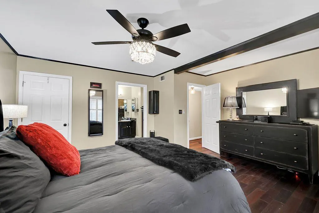 501 Brighton Point Unit 501, Atlanta, Georgia 30328, 3 Bedrooms Bedrooms, ,2 BathroomsBathrooms,Residential,Sold,501 Brighton Point Unit 501,6974758