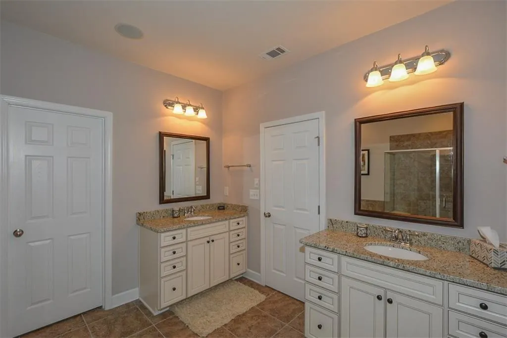 107 Barkley Lane, Sandy Springs, Georgia 30328, 3 Bedrooms Bedrooms, ,3 BathroomsBathrooms,Residential,Sold,107 Barkley Lane,5636035