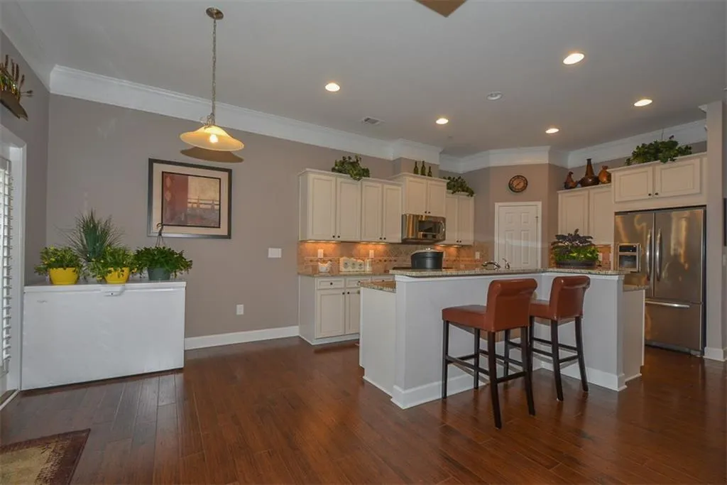 107 Barkley Lane, Sandy Springs, Georgia 30328, 3 Bedrooms Bedrooms, ,3 BathroomsBathrooms,Residential,Sold,107 Barkley Lane,5636035