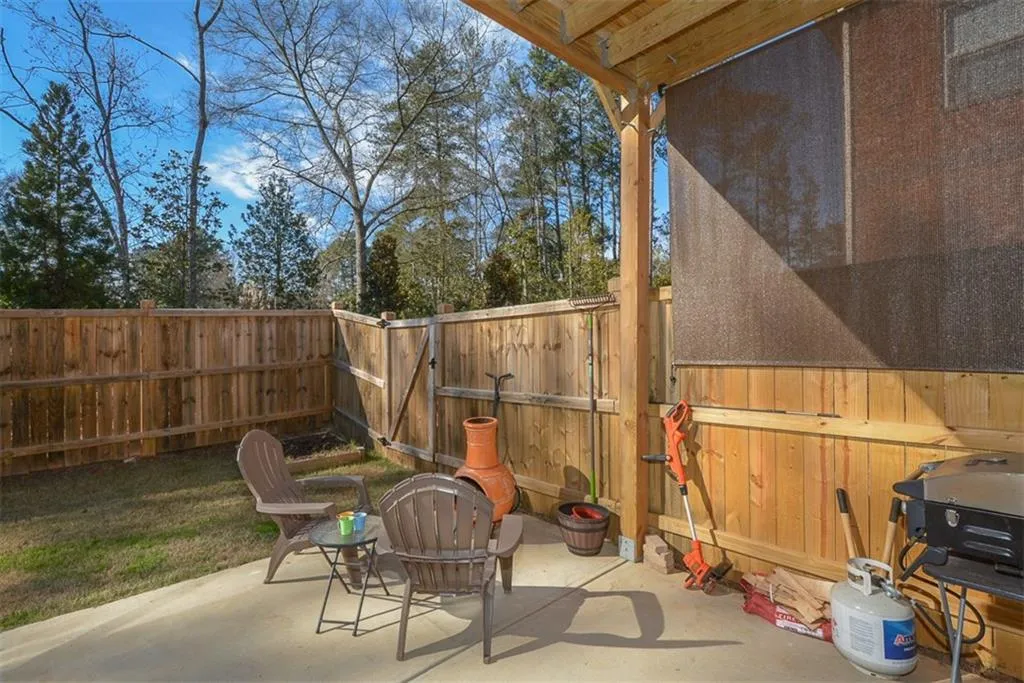 107 Barkley Lane, Sandy Springs, Georgia 30328, 3 Bedrooms Bedrooms, ,3 BathroomsBathrooms,Residential,Sold,107 Barkley Lane,5636035