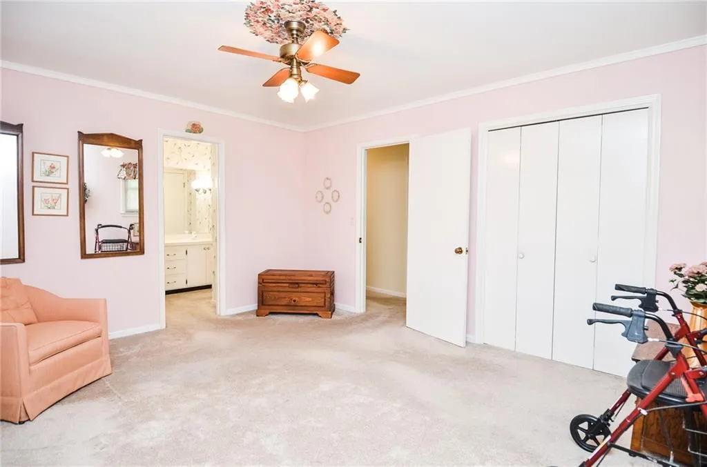 195 N Springs Court, Sandy Springs, Georgia 30328, 3 Bedrooms Bedrooms, ,2 BathroomsBathrooms,Residential,Sold,195 N Springs Court,7138143