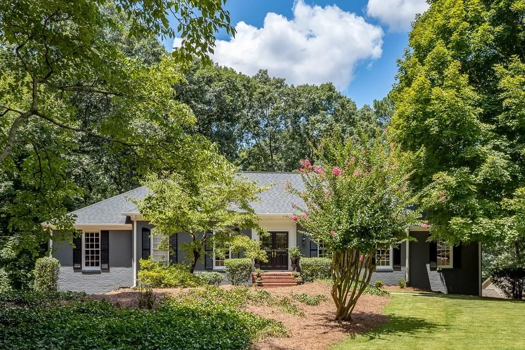 970 Buckhorn E, Sandy Springs, Georgia 30350, 6 Bedrooms Bedrooms, ,4 BathroomsBathrooms,Residential,Sold,970 Buckhorn E,6591621