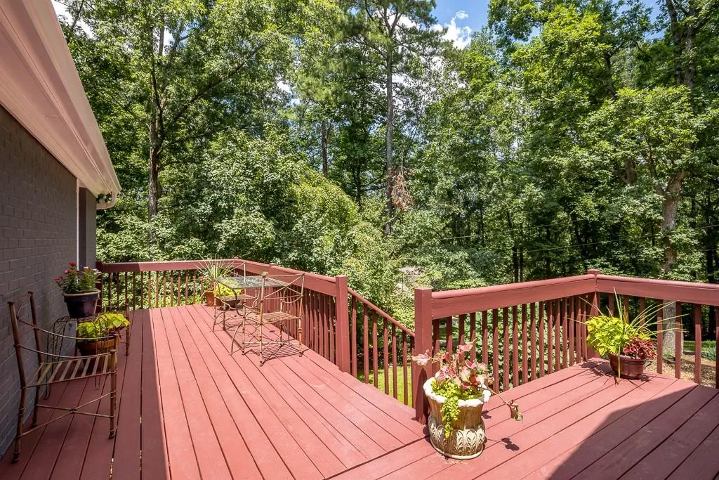 970 Buckhorn E, Sandy Springs, Georgia 30350, 6 Bedrooms Bedrooms, ,4 BathroomsBathrooms,Residential,Sold,970 Buckhorn E,6591621