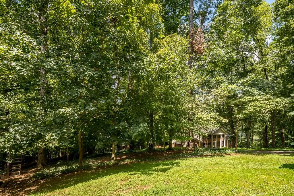 970 Buckhorn E, Sandy Springs, Georgia 30350, 6 Bedrooms Bedrooms, ,4 BathroomsBathrooms,Residential,Sold,970 Buckhorn E,6591621