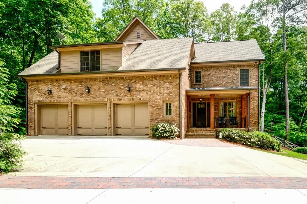 440 Conway Point Drive, Sandy Springs, Georgia 30327, 4 Bedrooms Bedrooms, ,5 BathroomsBathrooms,Residential,Sold,440 Conway Point Drive,5705404
