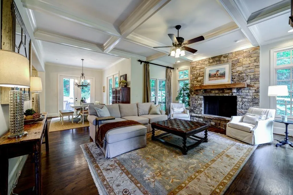 440 Conway Point Drive, Sandy Springs, Georgia 30327, 4 Bedrooms Bedrooms, ,5 BathroomsBathrooms,Residential,Sold,440 Conway Point Drive,5705404