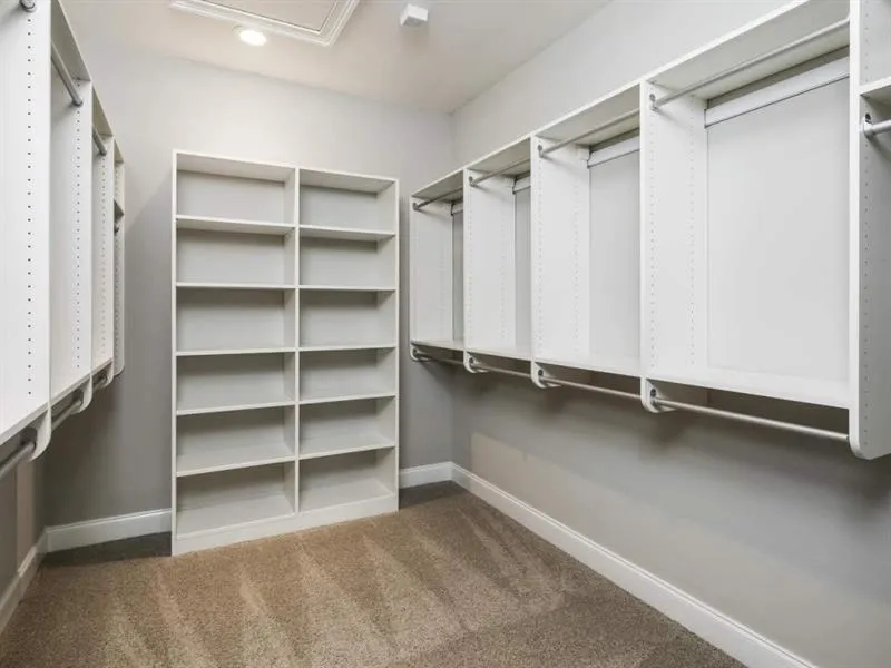 6621 Aria Boulevard Unit 117, Sandy Springs, Georgia 30328, 4 Bedrooms Bedrooms, ,3 BathroomsBathrooms,Residential,Sold,6621 Aria Boulevard Unit 117,6644609