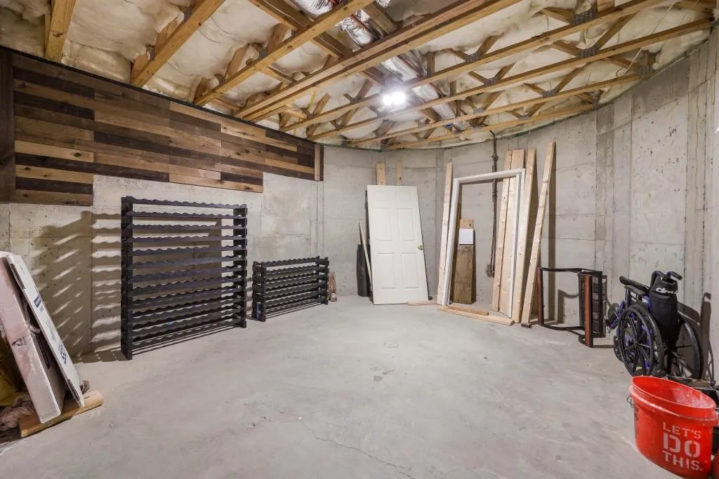 3952 Dahlwiny Court, Sandy Springs, Georgia 30350, 5 Bedrooms Bedrooms, ,4 BathroomsBathrooms,Residential,Sold,3952 Dahlwiny Court,7369724