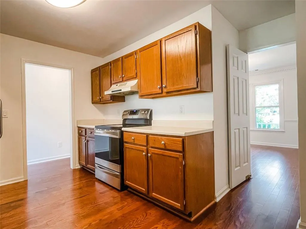 665 Corbin Lake Court, Atlanta, Georgia 30350, 3 Bedrooms Bedrooms, ,2 BathroomsBathrooms,Residential,Sold,665 Corbin Lake Court,7043342