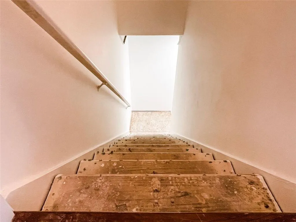 665 Corbin Lake Court, Atlanta, Georgia 30350, 3 Bedrooms Bedrooms, ,2 BathroomsBathrooms,Residential,Sold,665 Corbin Lake Court,7043342