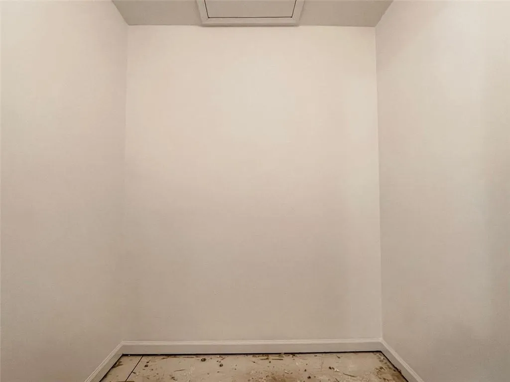 665 Corbin Lake Court, Atlanta, Georgia 30350, 3 Bedrooms Bedrooms, ,2 BathroomsBathrooms,Residential,Sold,665 Corbin Lake Court,7043342