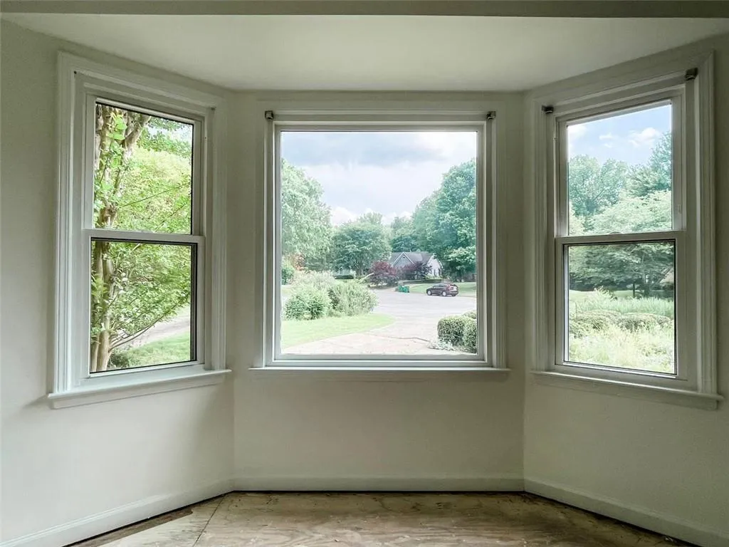 665 Corbin Lake Court, Atlanta, Georgia 30350, 3 Bedrooms Bedrooms, ,2 BathroomsBathrooms,Residential,Sold,665 Corbin Lake Court,7043342