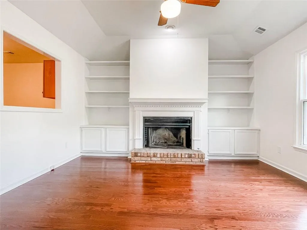 665 Corbin Lake Court, Atlanta, Georgia 30350, 3 Bedrooms Bedrooms, ,2 BathroomsBathrooms,Residential,Sold,665 Corbin Lake Court,7043342