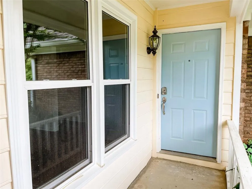 665 Corbin Lake Court, Atlanta, Georgia 30350, 3 Bedrooms Bedrooms, ,2 BathroomsBathrooms,Residential,Sold,665 Corbin Lake Court,7043342