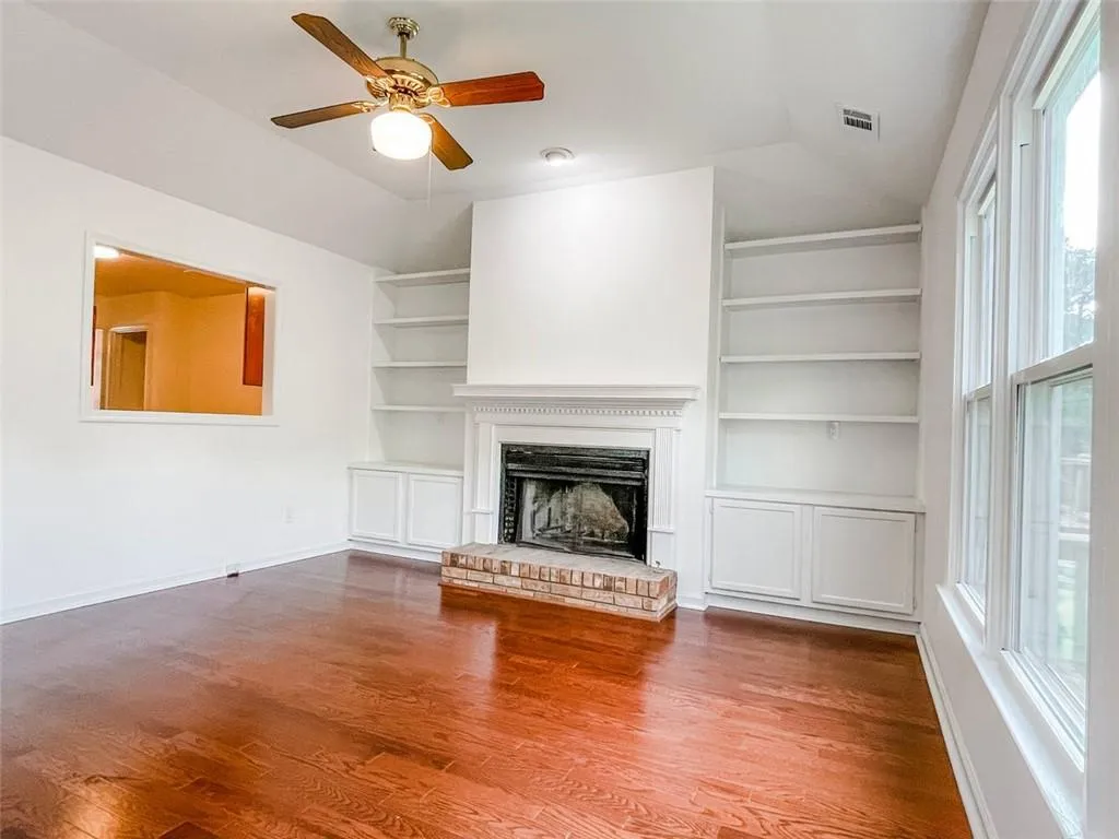 665 Corbin Lake Court, Atlanta, Georgia 30350, 3 Bedrooms Bedrooms, ,2 BathroomsBathrooms,Residential,Sold,665 Corbin Lake Court,7043342