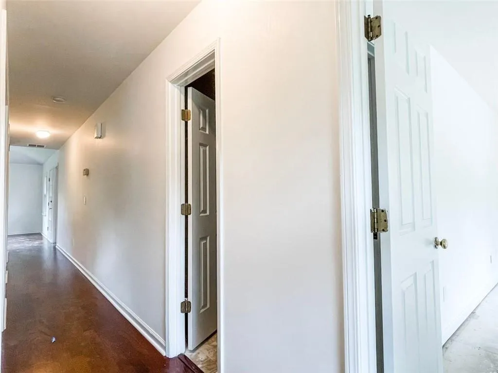 665 Corbin Lake Court, Atlanta, Georgia 30350, 3 Bedrooms Bedrooms, ,2 BathroomsBathrooms,Residential,Sold,665 Corbin Lake Court,7043342