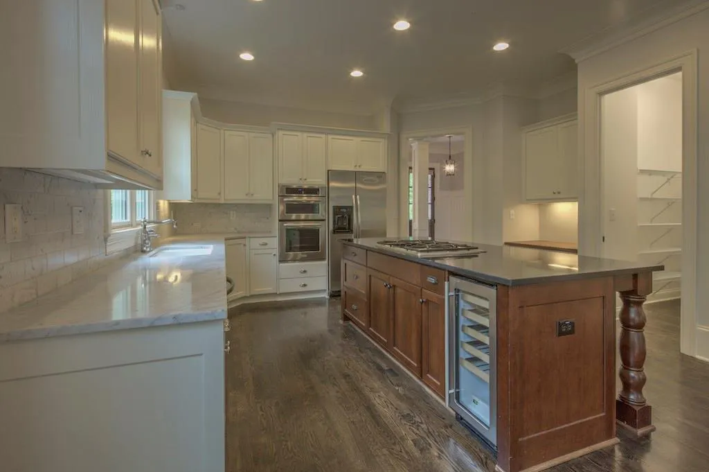 627 Timm Valley Road Ne Unit 627, Atlanta, Georgia 30305, 4 Bedrooms Bedrooms, ,3 BathroomsBathrooms,Residential,Sold,627 Timm Valley Road Ne Unit 627,5734583