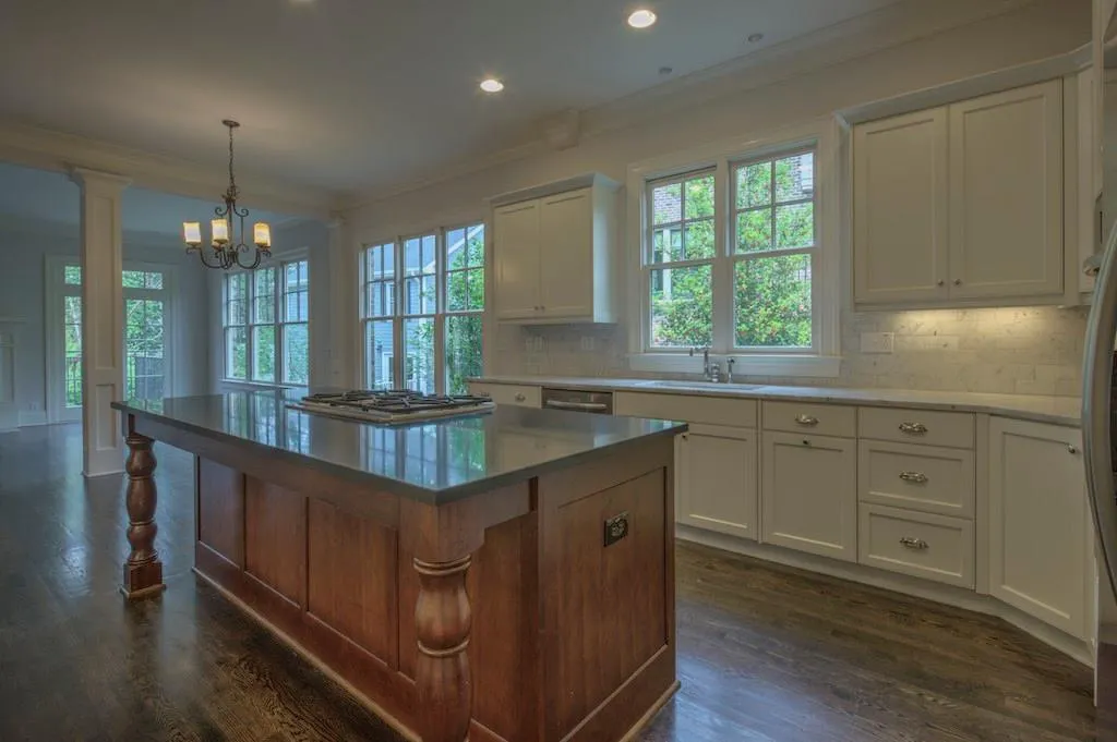 627 Timm Valley Road Ne Unit 627, Atlanta, Georgia 30305, 4 Bedrooms Bedrooms, ,3 BathroomsBathrooms,Residential,Sold,627 Timm Valley Road Ne Unit 627,5734583