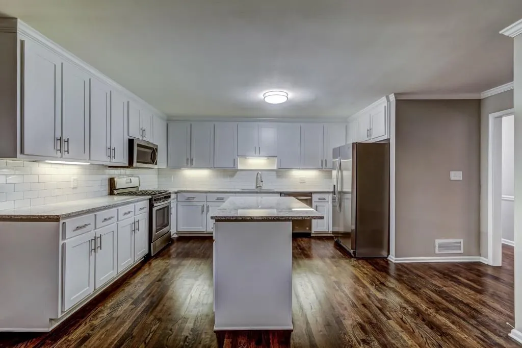 7127 Riverside Drive, Atlanta, Georgia 30328, 5 Bedrooms Bedrooms, ,3 BathroomsBathrooms,Residential,Sold,7127 Riverside Drive,5847432