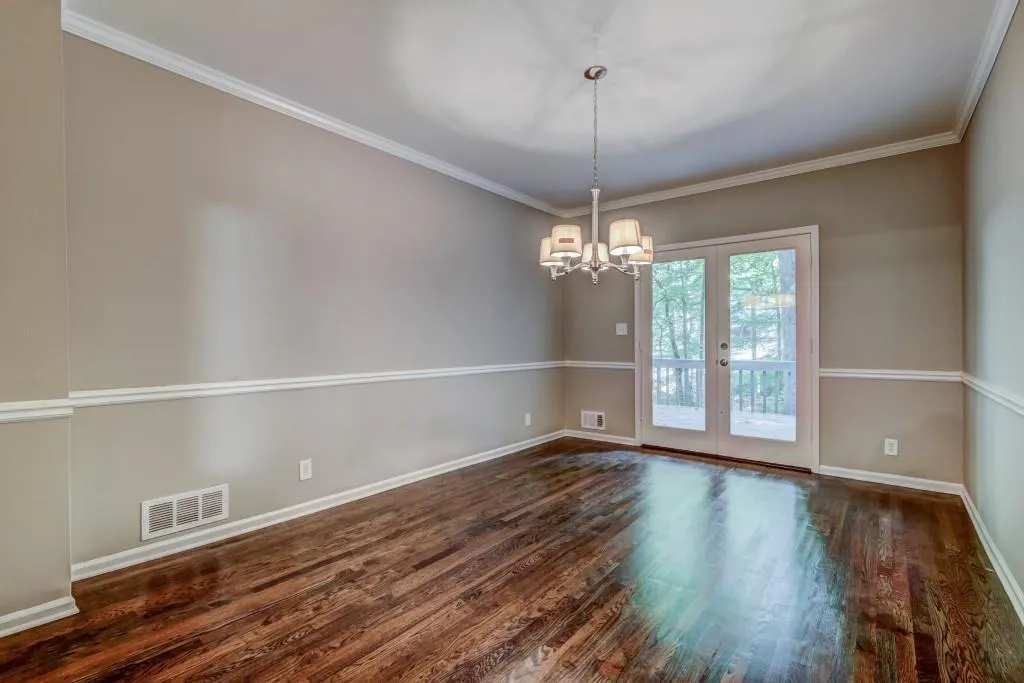7127 Riverside Drive, Atlanta, Georgia 30328, 5 Bedrooms Bedrooms, ,3 BathroomsBathrooms,Residential,Sold,7127 Riverside Drive,5847432