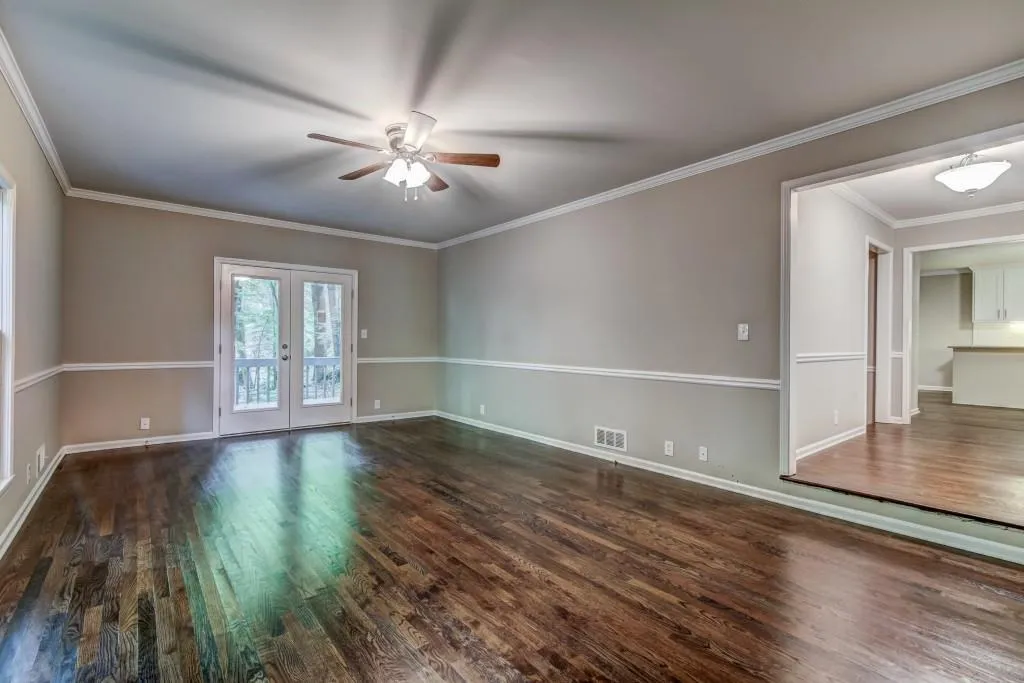 7127 Riverside Drive, Atlanta, Georgia 30328, 5 Bedrooms Bedrooms, ,3 BathroomsBathrooms,Residential,Sold,7127 Riverside Drive,5847432